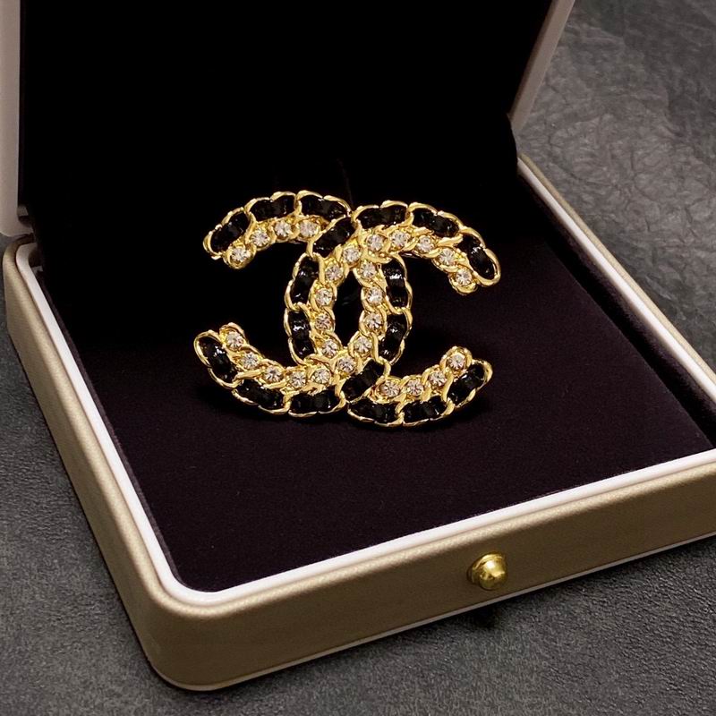 Chanel Brooch 1lyx9 (9)